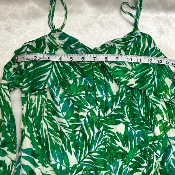 Lush Green Palm Leaf Jumpsuit Women’s M Tie Front Cutout Wide Leg Pockets - Picture 9 of 14